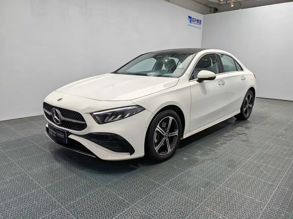Mercedes-Benz Mercedes Benz A Class 2024