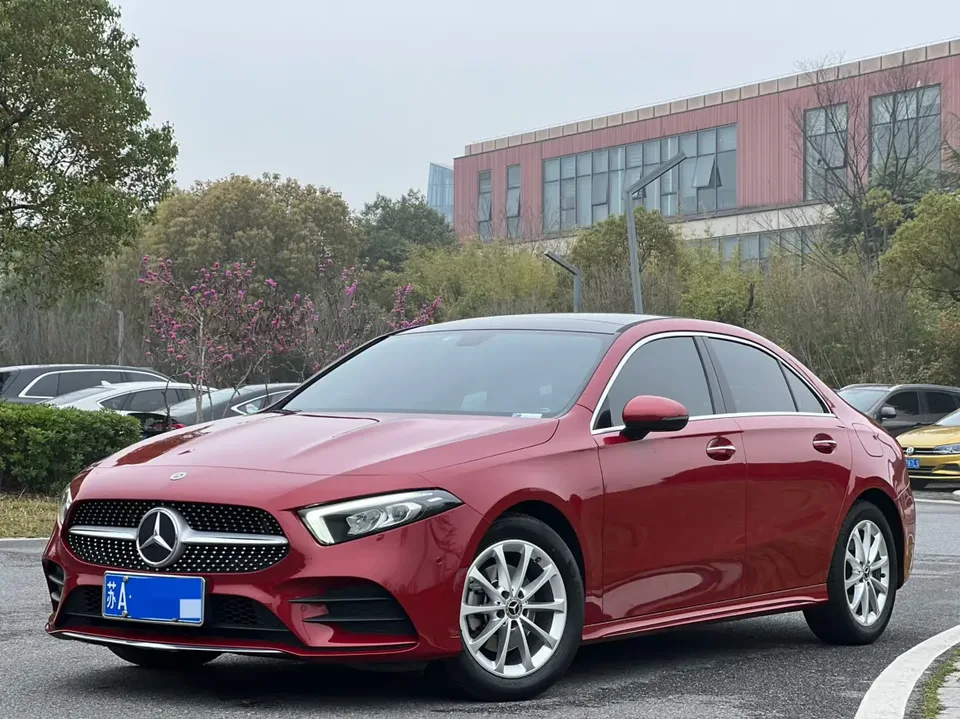 Mercedes-Benz Mercedes Benz A Class 2022