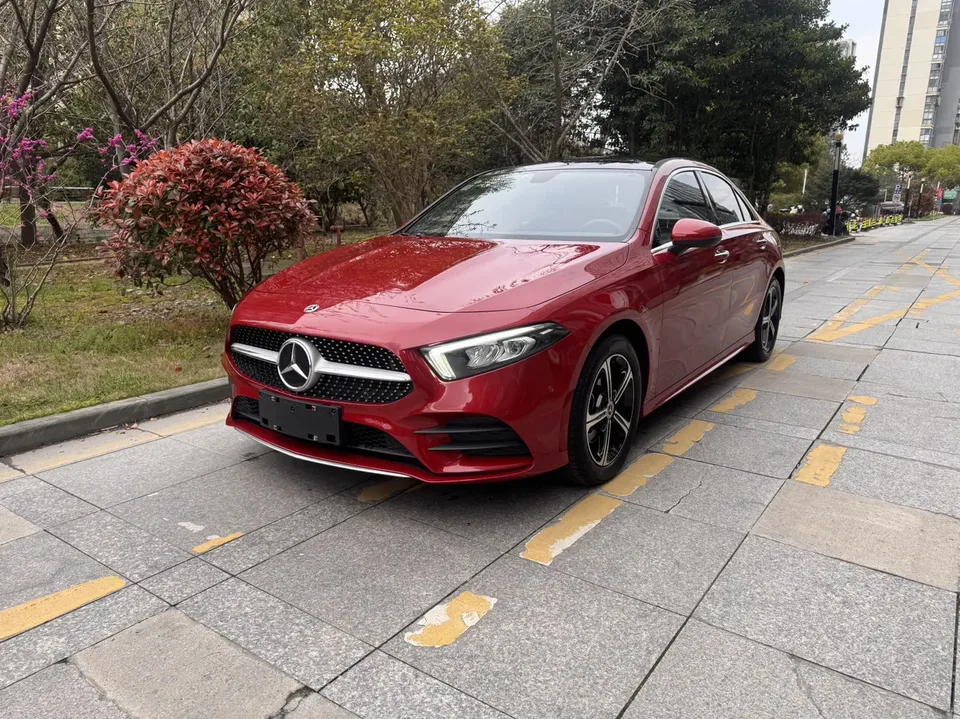 Mercedes-Benz Mercedes Benz A Class 2023