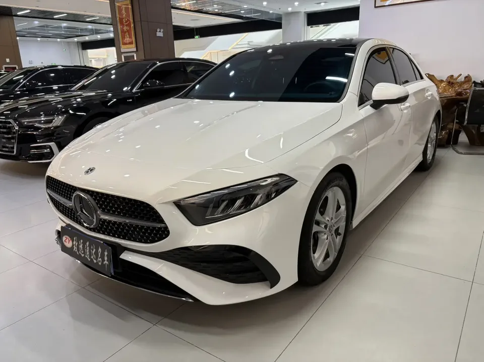 Mercedes-Benz Mercedes Benz A Class 2023