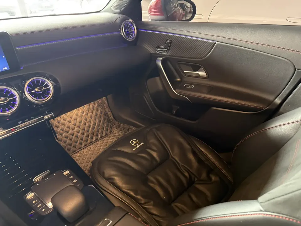 Mercedes-Benz Mercedes Benz A Class Mercedes-Benz A-Class 2023 A 200 L Sports Sedan Fashion Edition 2024 — миниатюра 3