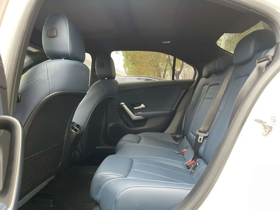 Mercedes-Benz Mercedes Benz A Class A 180 L Sports Sedan 2023 — миниатюра 5