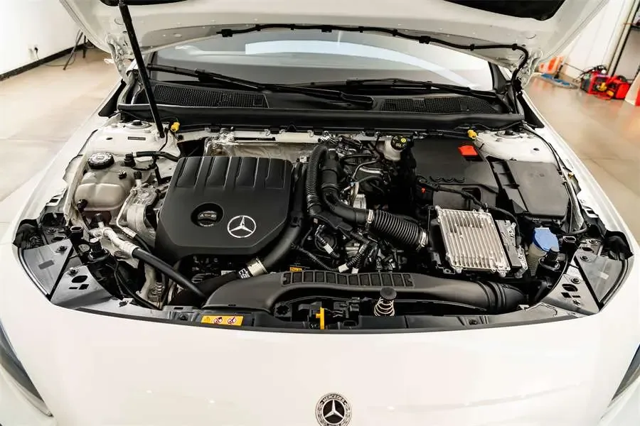 Mercedes-Benz Mercedes Benz A Class Mercedes-Benz A-Class 2024 facelift A 180 L 2024 — миниатюра 2