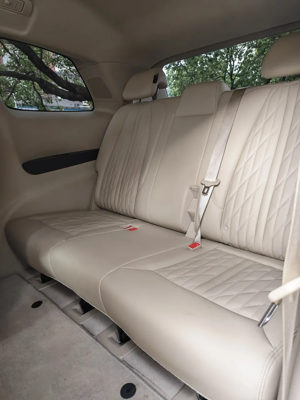 Buick GL8 GL8 2023 Land Business Class 2.0T Luxury Edition 2024 — thumbnail 2