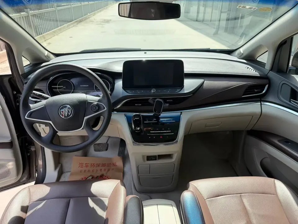 Buick GL8 GL8 2022 facelift land business class 2.0T smart model 2023 — thumbnail 5