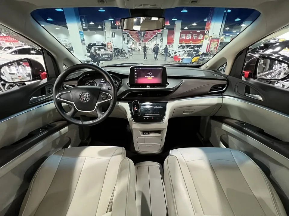 Buick GL8 Buick GL8 2021 Land Business Class 652T Comfort Edition 2022 — миниатюра 4
