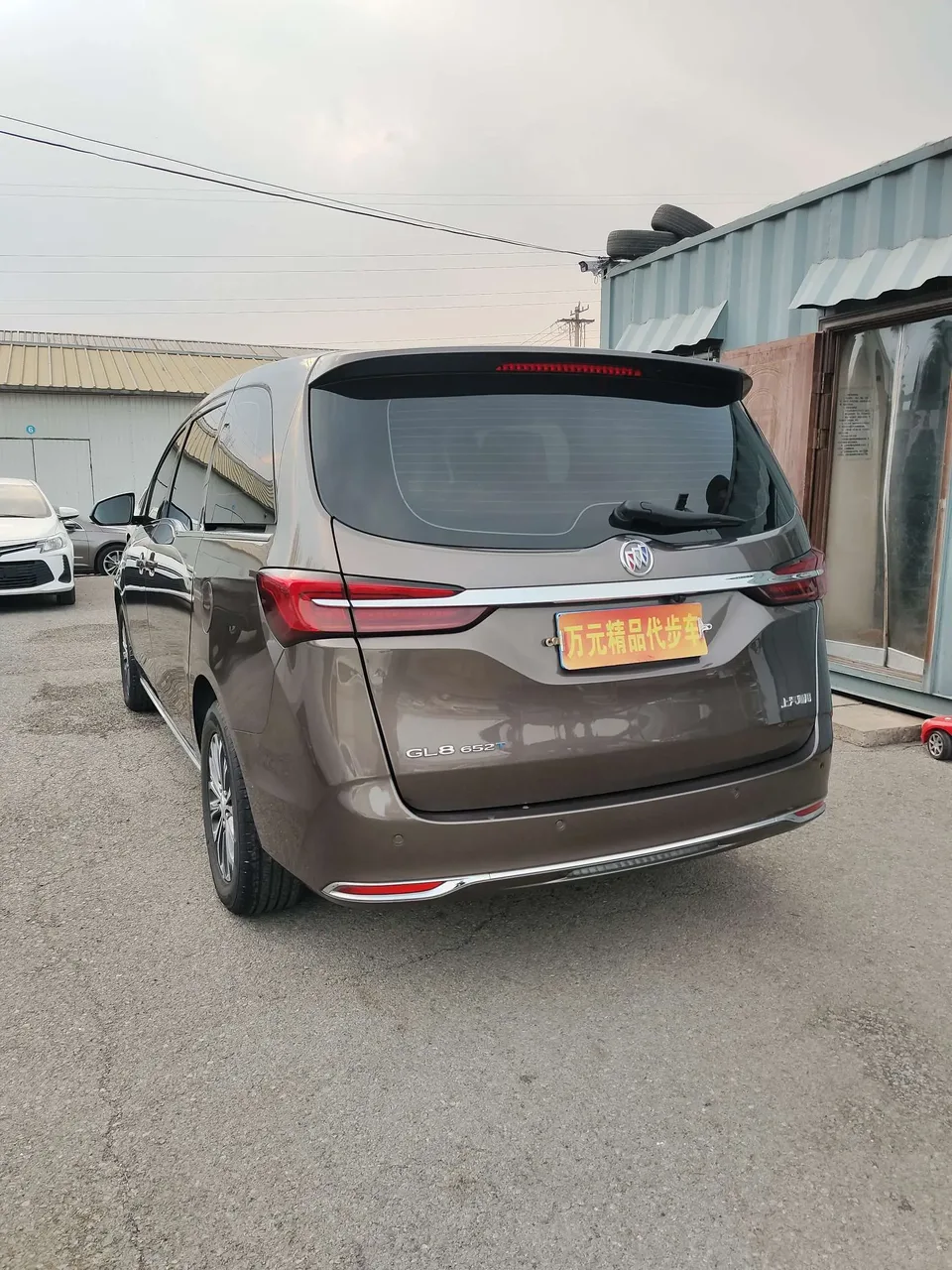 Buick GL8 Buick GL8 2022 Land Business Class 652T Comfort Edition 2022 — миниатюра 3