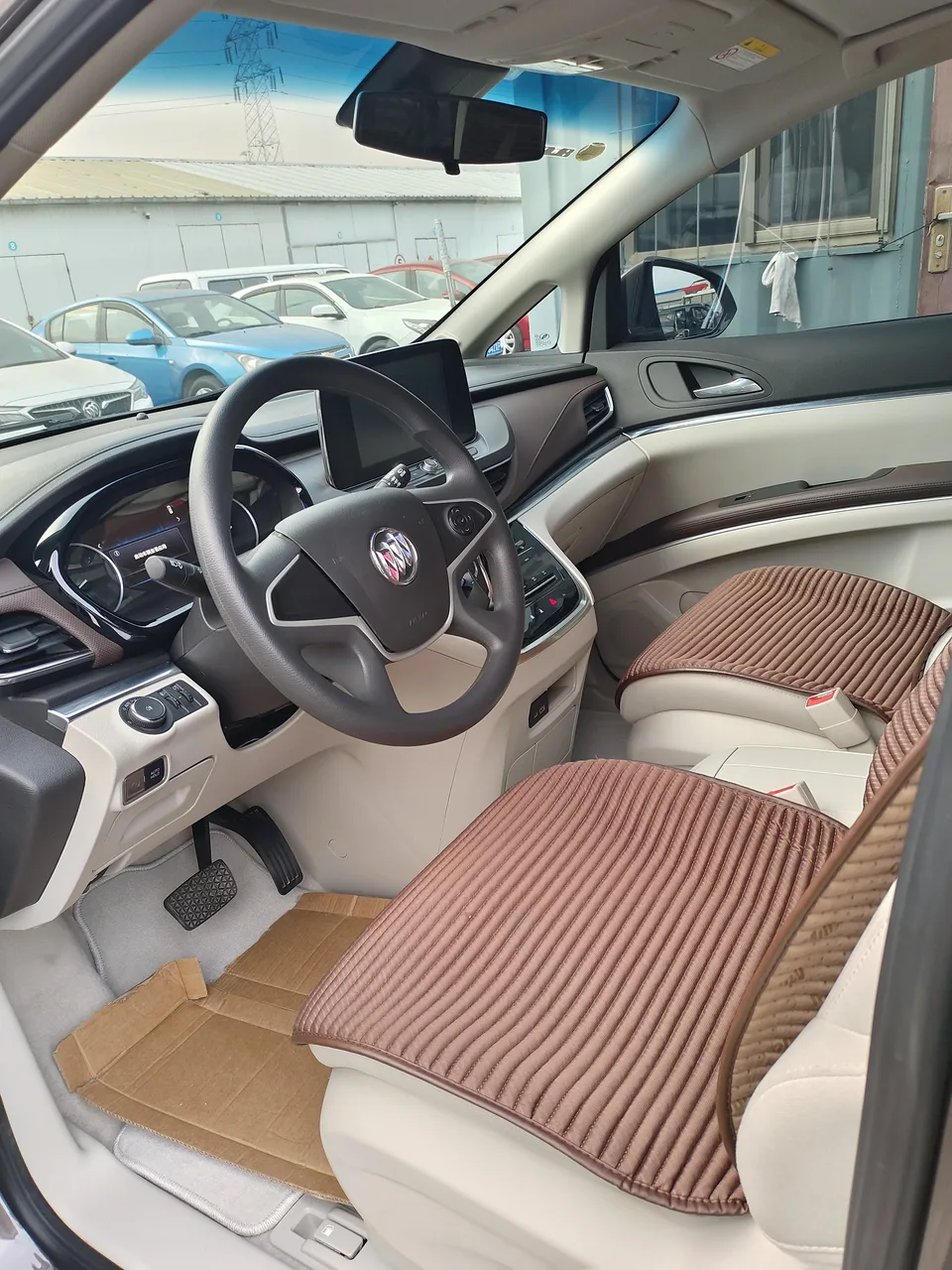Buick GL8 Buick GL8 2022 Land Business Class 652T Comfort Edition 2022 — миниатюра 4