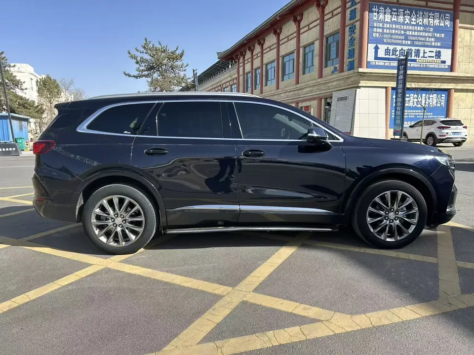 Buick Angke Banner 2022 Angkeqi 652T 4WD Premium 7-seater 2022 — миниатюра 2