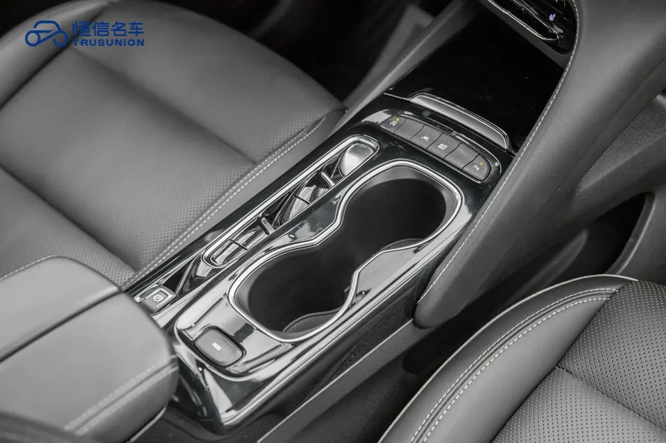 Buick Envision S 2022 Envision S 552T Two-Wheel Drive Luxury Edition 2022 — миниатюра 4