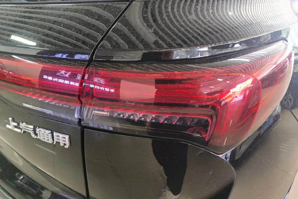 Buick Envision S 2022 Envision S GS 4WD Sports Edition 2022 — миниатюра 2