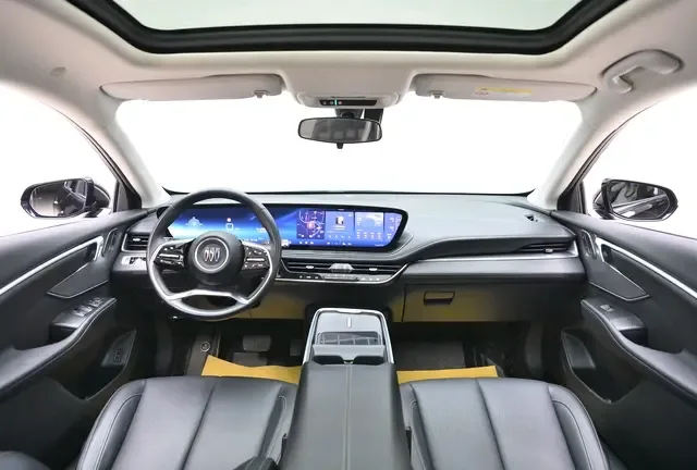 Buick LaCrosse 28T Automatic Enjoy Edition 2023 — миниатюра 2