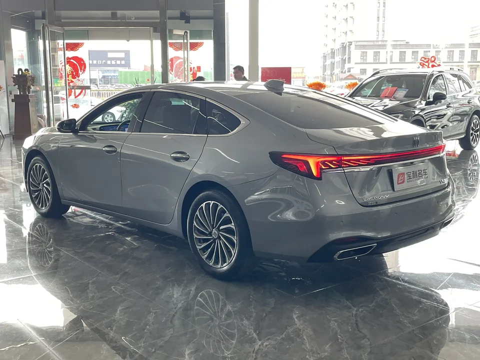 Buick LaCrosse 28T Automatic Enjoy Edition 2023 — миниатюра 4