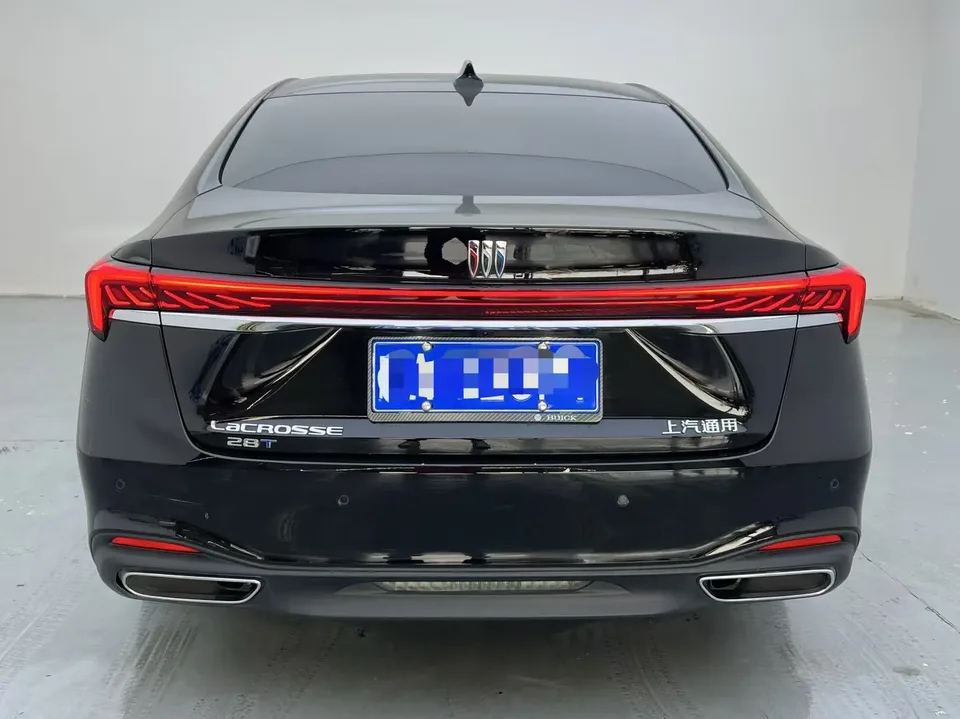 Buick LaCrosse 28T Automatic Premium Edition 2024 — миниатюра 2