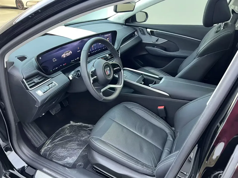 Buick LaCrosse 28T Automatic Premium Edition 2024 — миниатюра 5