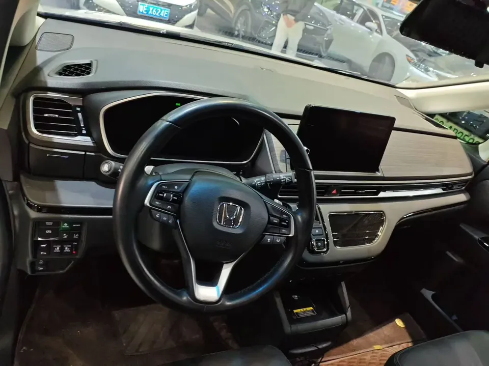 Honda Elysion Alison 2022 2.0L Hybrid Deluxe Edition 2023 — thumbnail 3