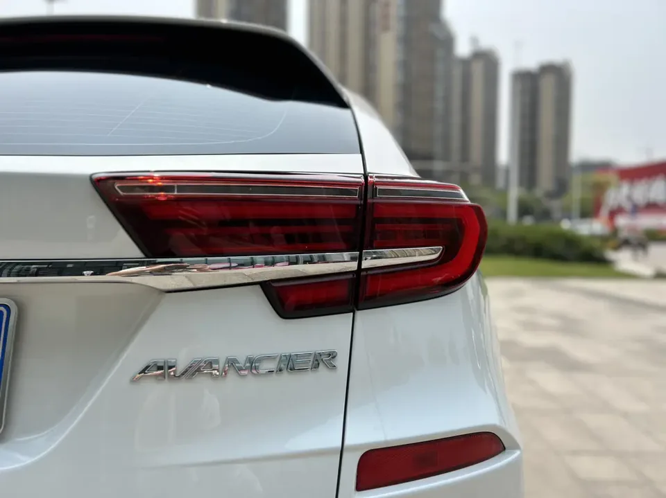 Honda Avancier 240 TURBO CVT Comfort Edition 2022 — миниатюра 3