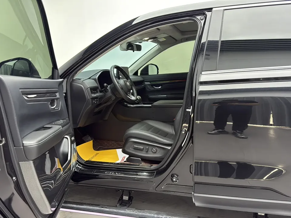 Honda CR-V Honda CR-V 2023 240TURBO CVT 2WD 5-seater version 2023 — миниатюра 5