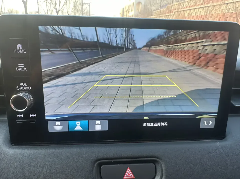 Honda WR-V 1.5L CVT Heat Wave Edition 2023 — миниатюра 3