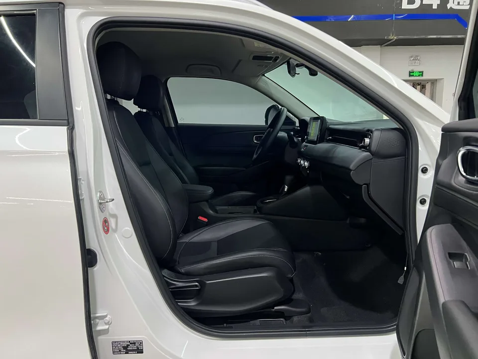 Honda WR-V Honda XR-V 2023 1.5L CVT Hot Edition 2022 — миниатюра 4