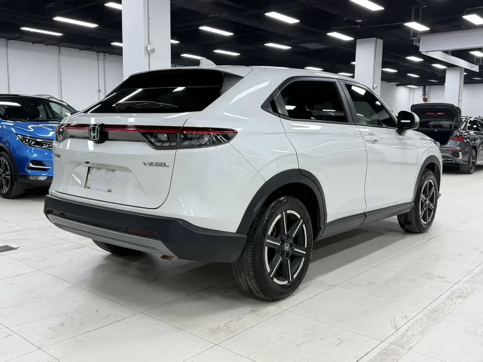 Honda VEZEL 1.5L CVT technology version 2023 — миниатюра 2