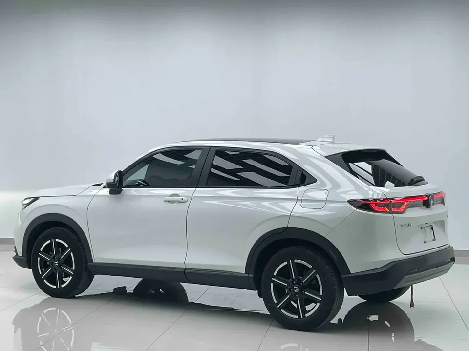 Honda VEZEL Binzhi 2023 1.5L CVT Pioneer Edition 2023 — фото 1, купить с доставкой в Москву