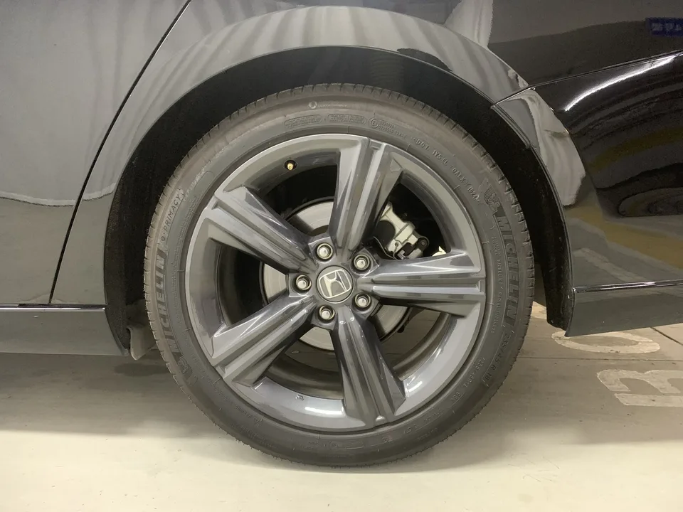 Honda Inspire 260TURBO Exquisite Edition 2024 — миниатюра 2