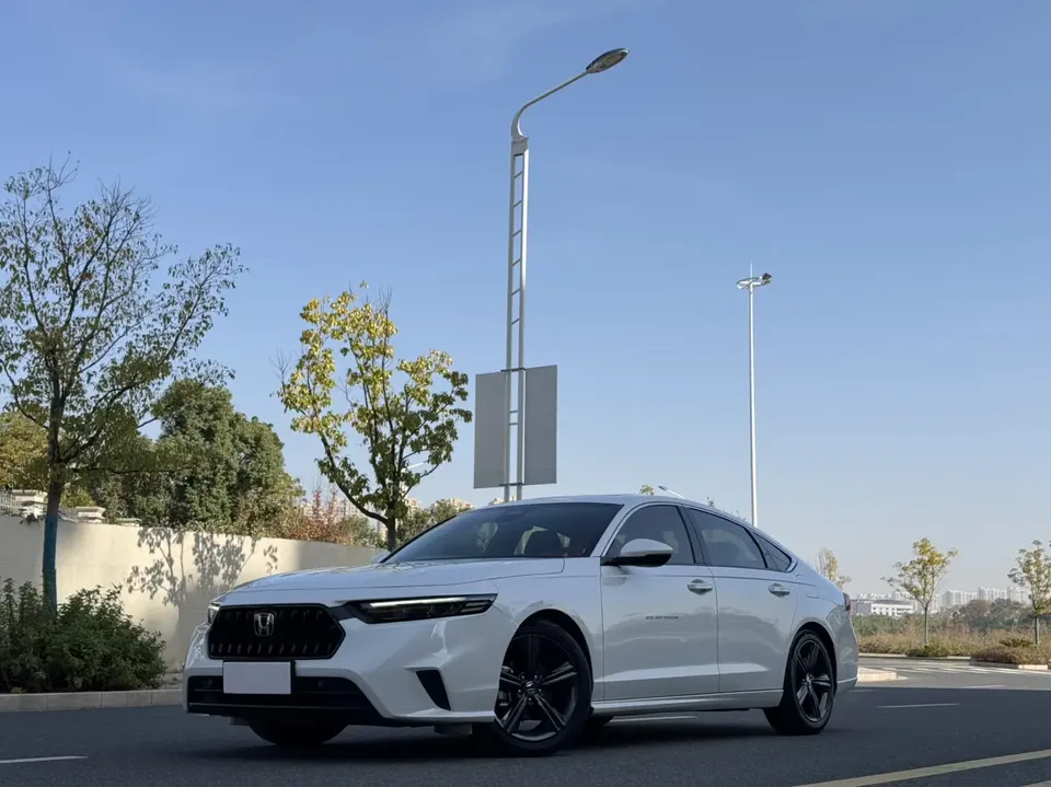 Honda Inspire 2023