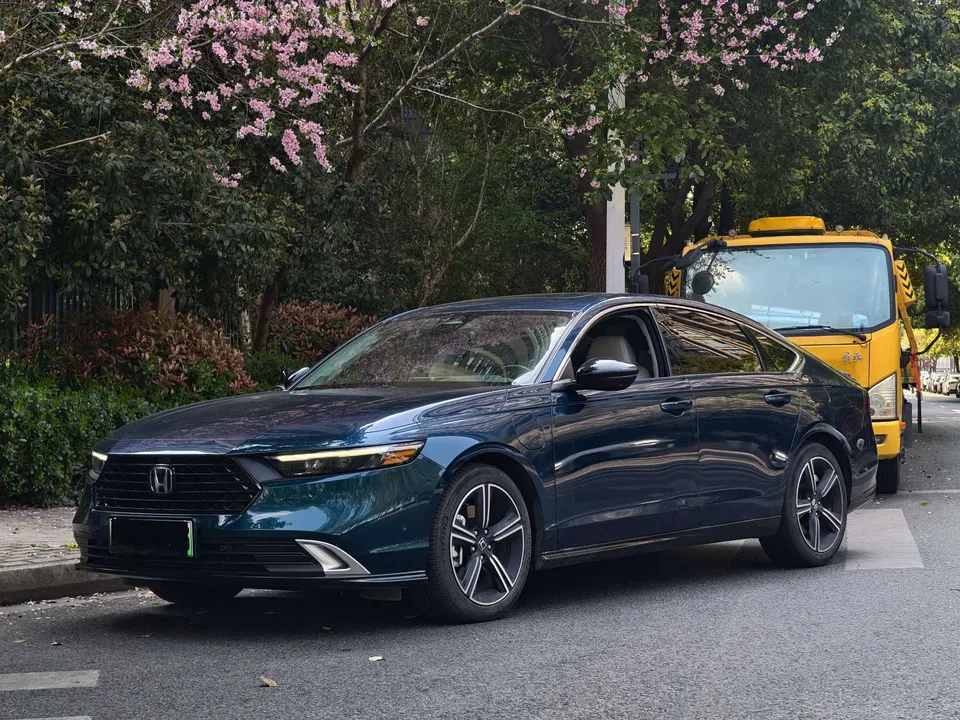 Honda Accord PHEV 2023