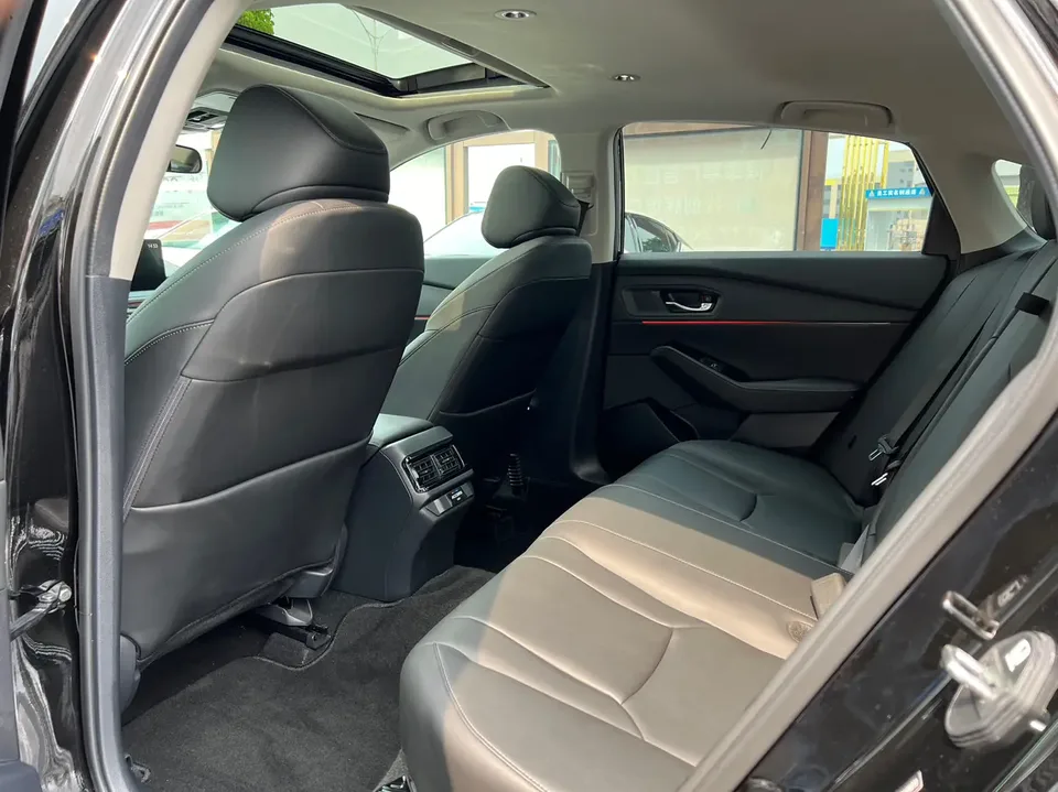 Honda Accord Rui T 260TURBO Deluxe Edition 2025 — миниатюра 3
