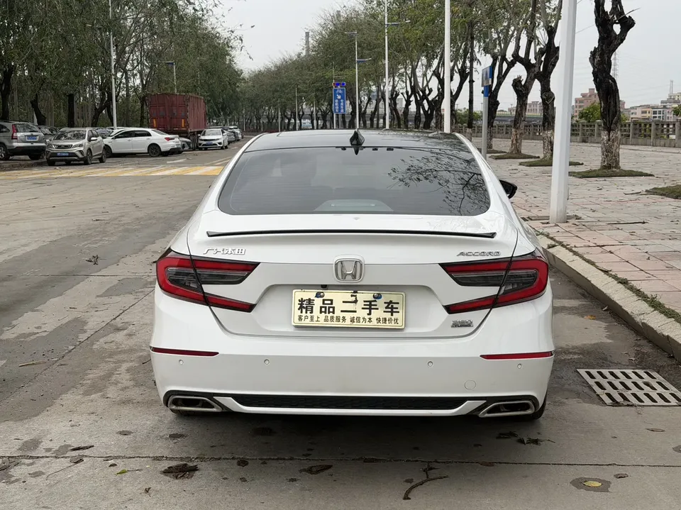 Honda Accord Accord 2022 2022 Accord 260TURBO Fantasy Night Premium Edition 2022 — thumbnail 2