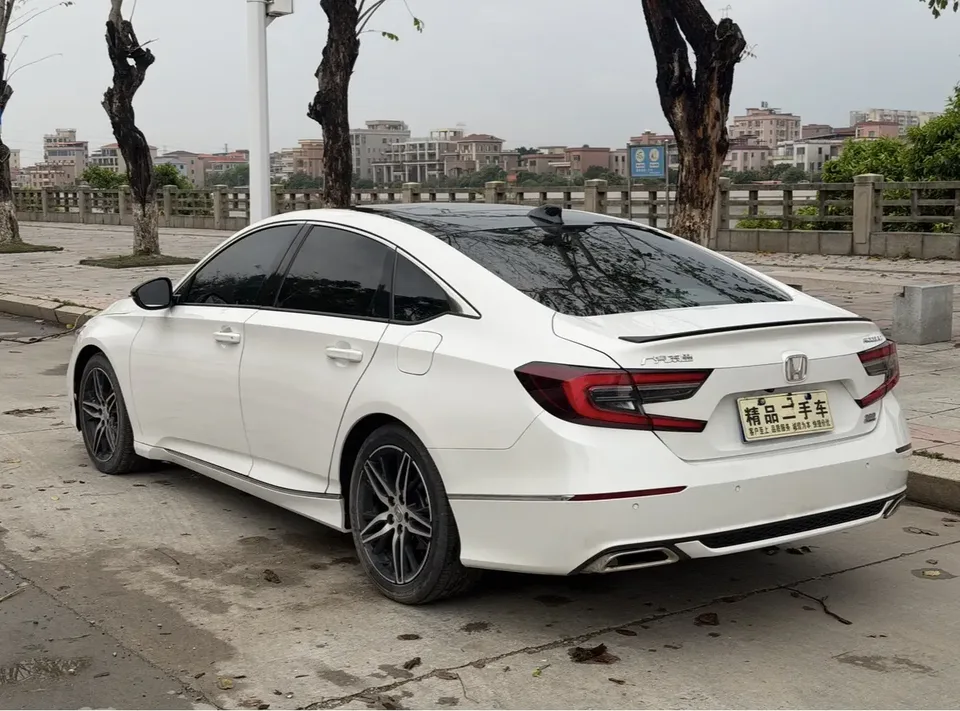 Honda Accord Accord 2022 2022 Accord 260TURBO Fantasy Night Premium Edition 2022 — thumbnail 4