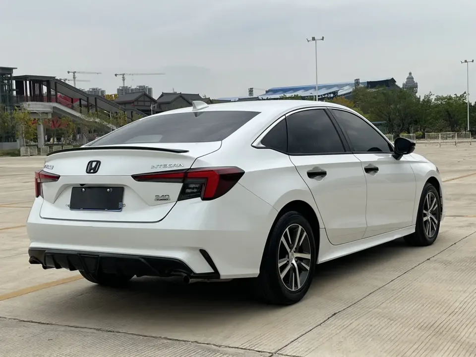 Honda Integra 240TURBO CVT Leading Edition 2023 — миниатюра 2