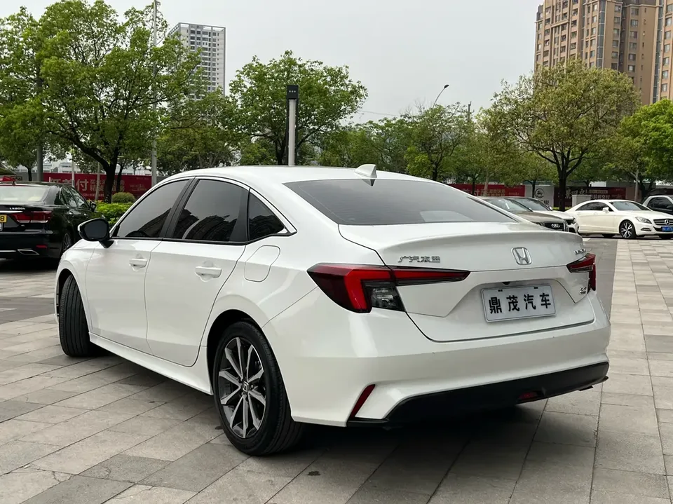 Honda Integra 240TURBO CVT Deluxe Edition 2024 — миниатюра 2