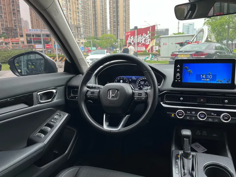 Honda Integra 240TURBO CVT Deluxe Edition 2024 — миниатюра 5