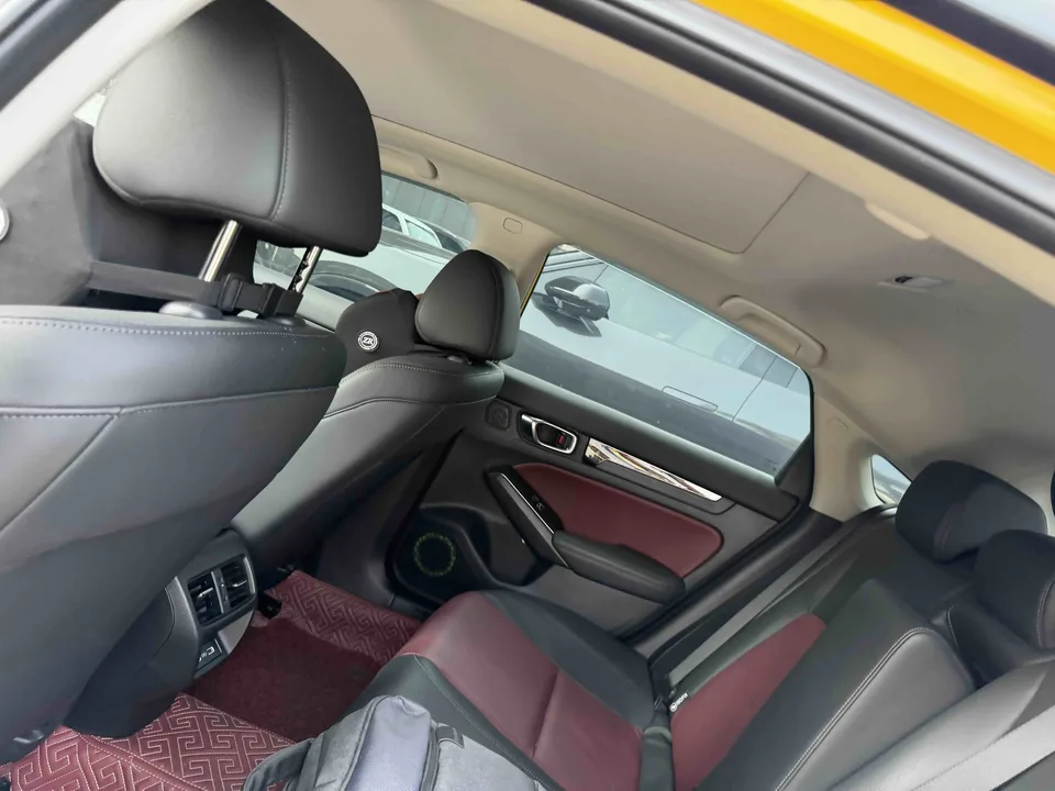 Honda Integra HATCHBACK 240TURBO CVT Magic Night Exclusive Edition 2023 — миниатюра 2