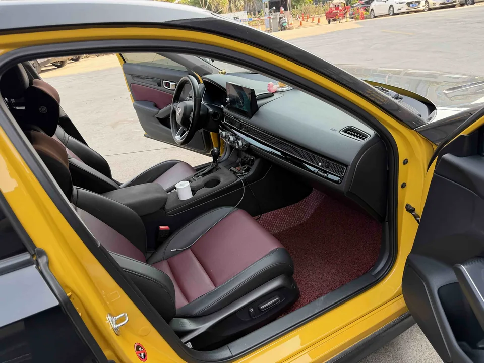 Honda Integra HATCHBACK 240TURBO CVT Magic Night Exclusive Edition 2023 — миниатюра 3