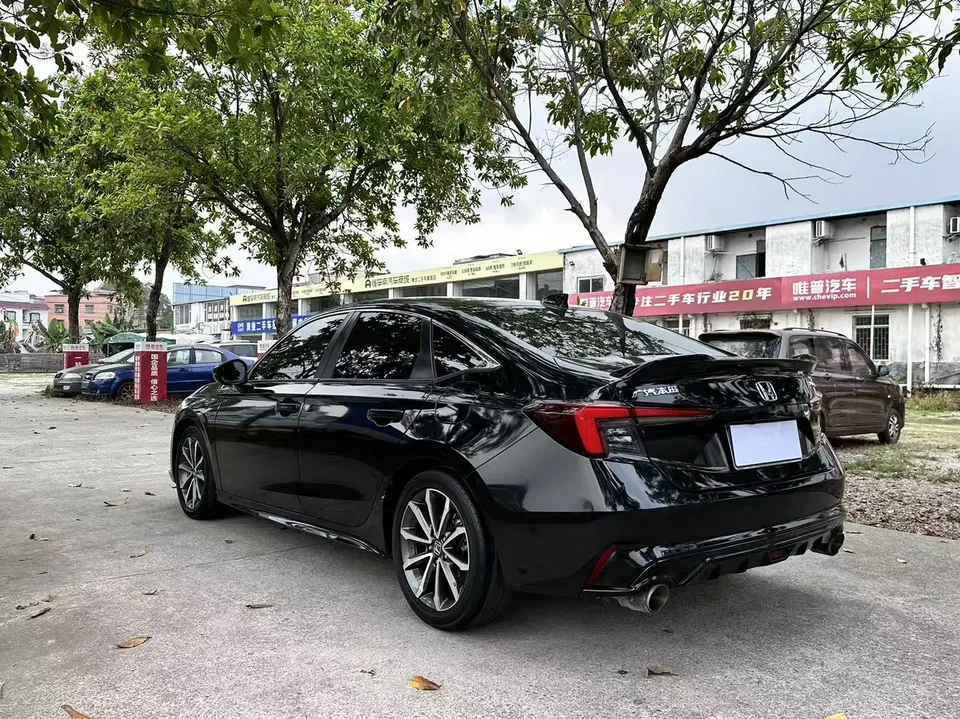 Honda Integra 240TURBO CVT Deluxe Edition 2023 — миниатюра 4