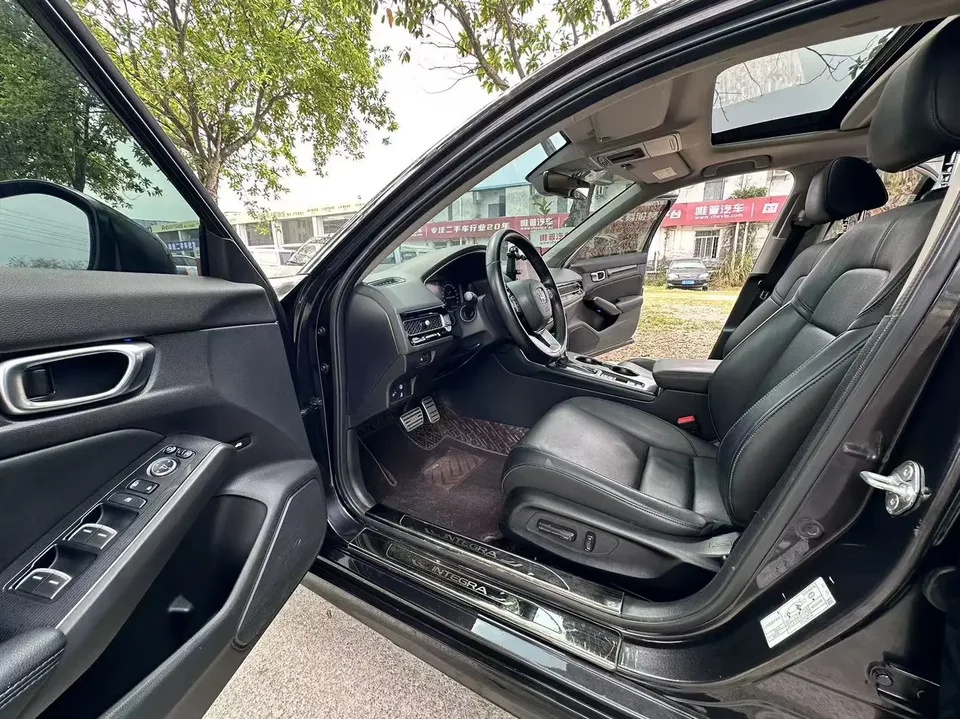 Honda Integra 240TURBO CVT Deluxe Edition 2023 — миниатюра 5