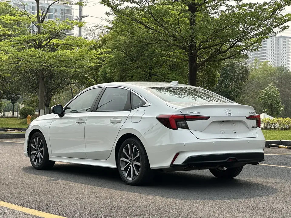 Honda Integra 240TURBO CVT Deluxe Edition 2024 — миниатюра 2
