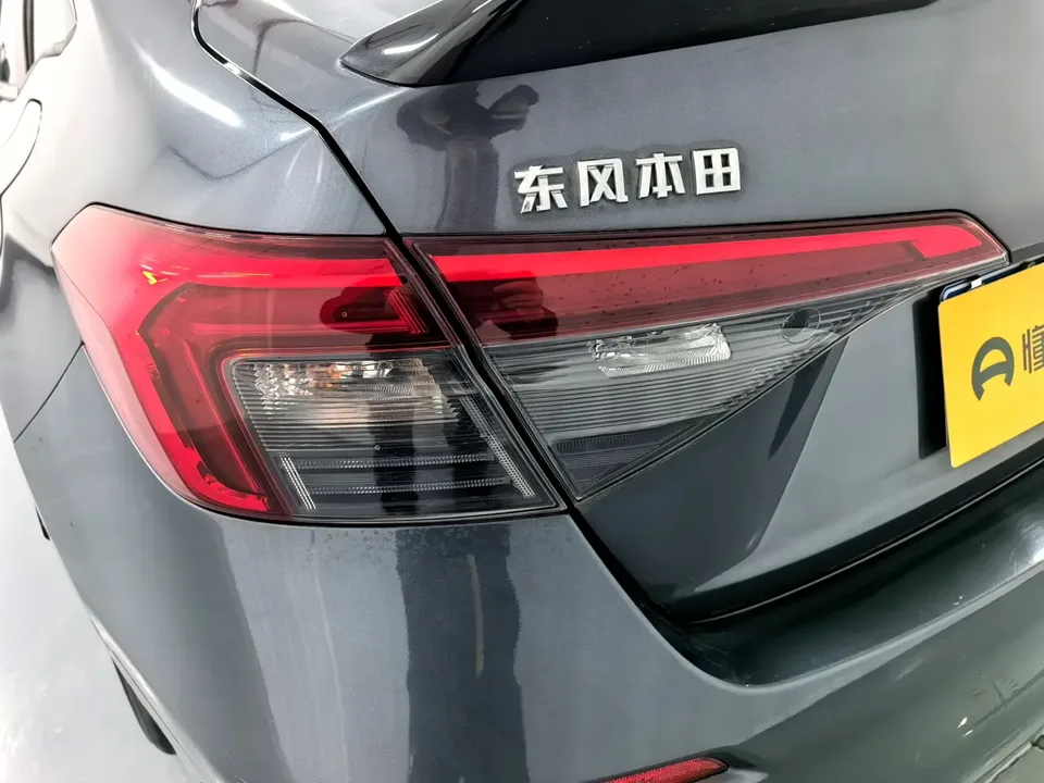 Honda CIVIC 2022 Civic 240TURBO CVT Ignition Edition 2022 — миниатюра 4