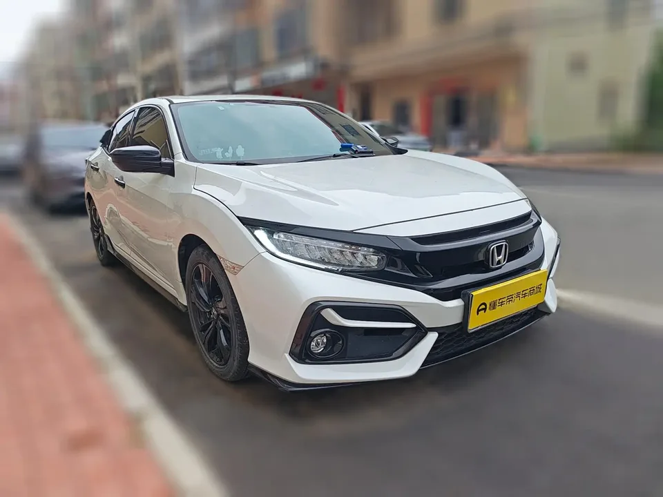 Honda CIVIC Civic 2020 HATCHBACK 220TURBO CVT trendy and cool control 2022 — миниатюра 3