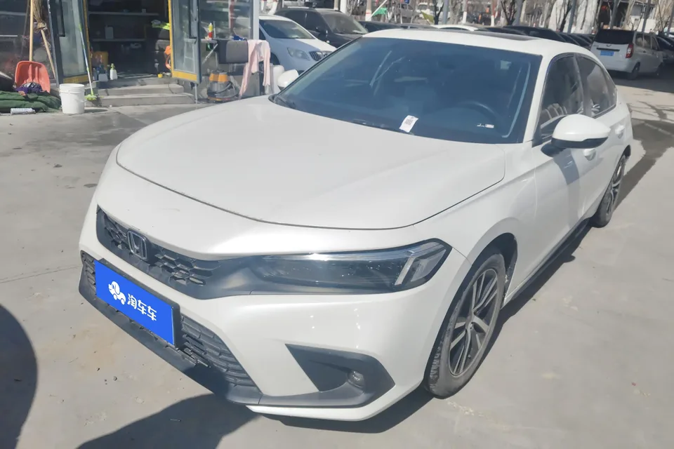 Honda CIVIC 2024