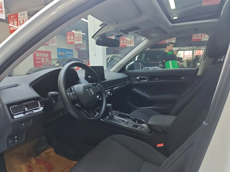 Honda CIVIC Civic 2022 2022 Civic 240TURBO CVT Dynamic Edition 2024 — миниатюра 4