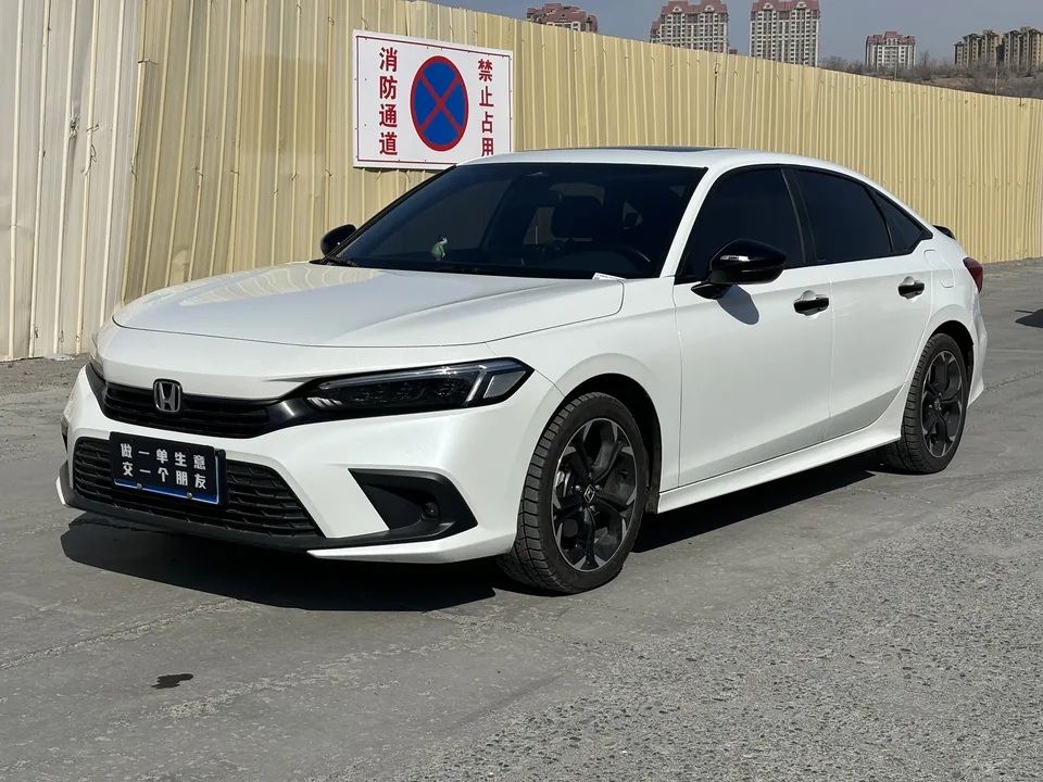 Honda CIVIC 2024