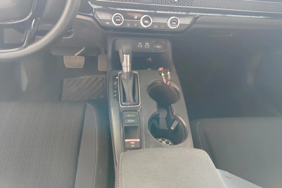 Honda CIVIC Civic 240TURBO CVT Dynamic C-position Customer Special Edition 2024 — миниатюра 4