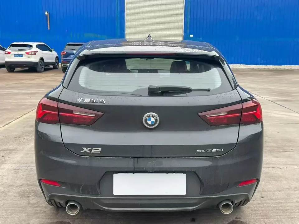 BMW X2 sDrive25i M Sport Package 2022 — миниатюра 2