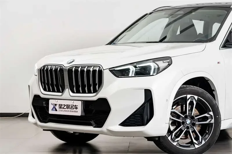 BMW X1 sDrive25Li M Sport Package 2024 — миниатюра 3