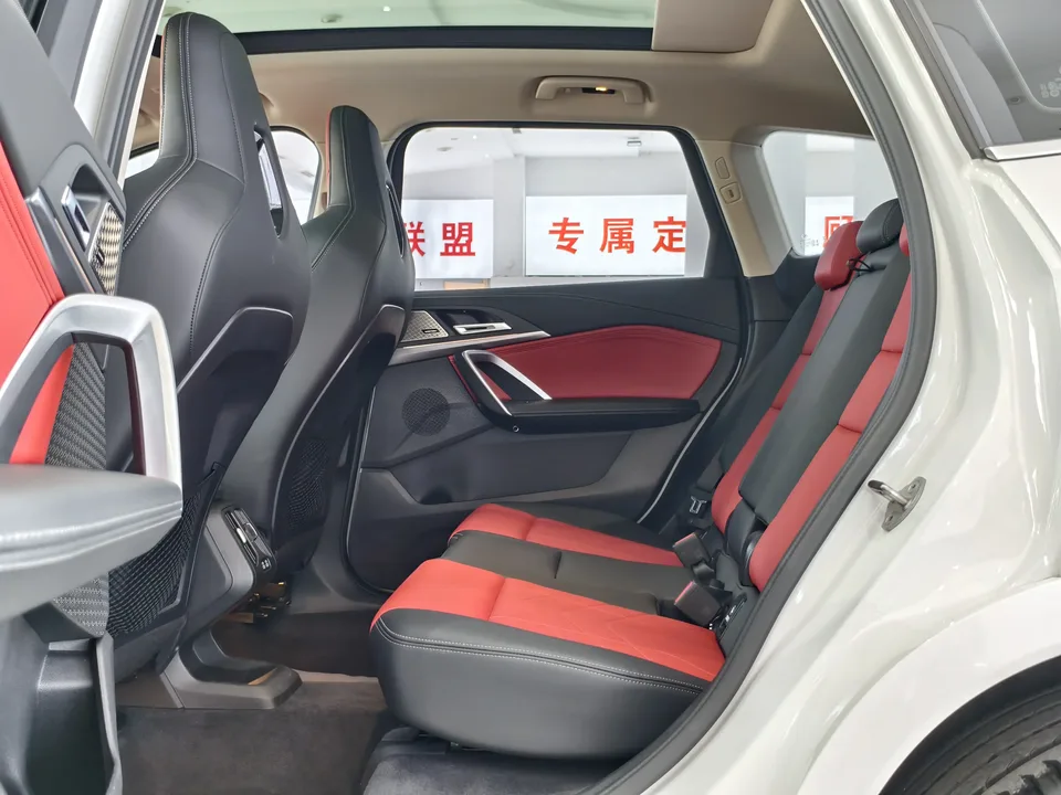 BMW X1 xDrive25Li M Sport Package 2024 — миниатюра 5