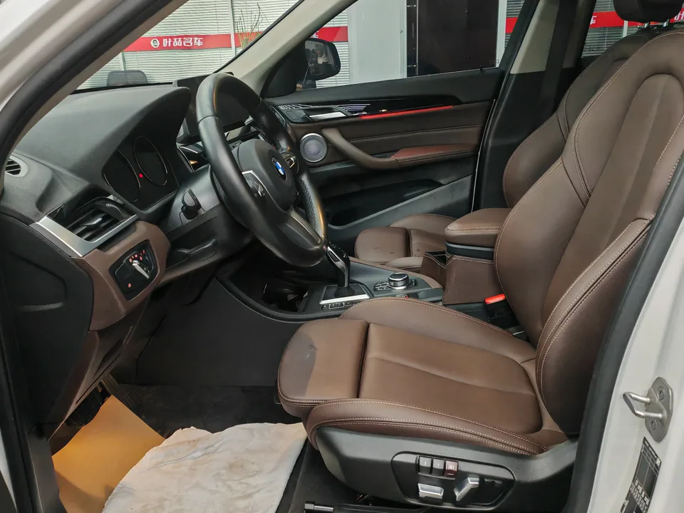 BMW X1 X1 2022 BMW X1 2022 sDrive25Li Leading Edition 2023 — thumbnail 5